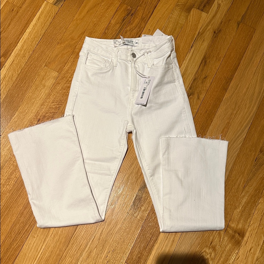 Just Black HR (High Rise) Crop Flare NWT - Picture 5 of 9